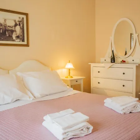 Casa Paolina Lägenhetshotell Lucca